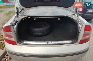 Ліфтбек Skoda Superb 2006 в Білій Церкві