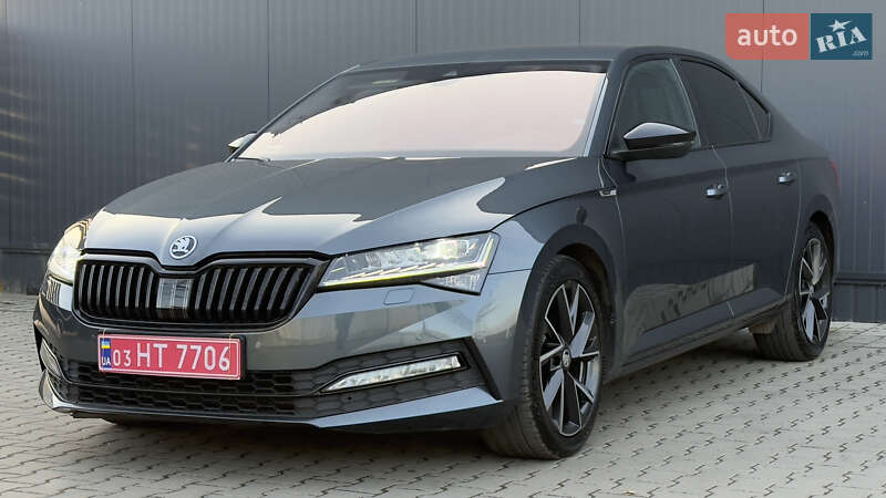 Лифтбек Skoda Superb 2022 в Мукачево