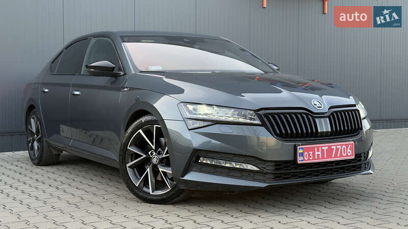 Лифтбек Skoda Superb 2022 в Мукачево