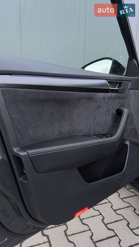 Лифтбек Skoda Superb 2022 в Мукачево