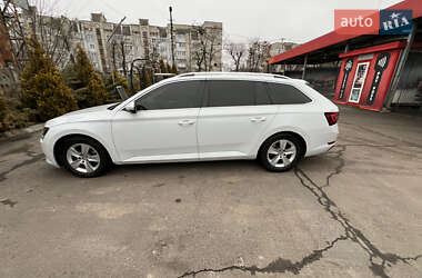 Універсал Skoda Superb 2016 в Шептицькому