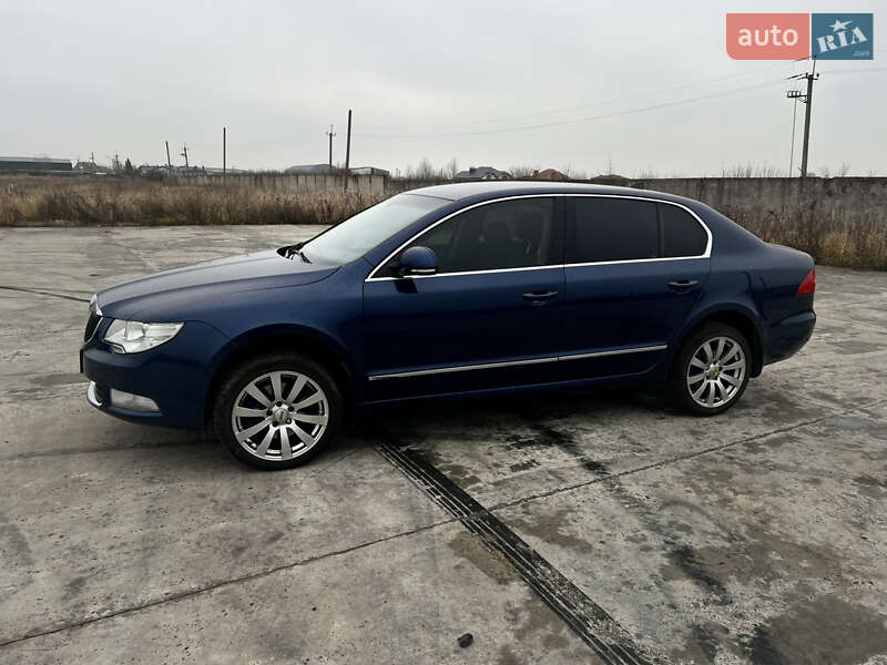 Лифтбек Skoda Superb 2008 в Ужгороде