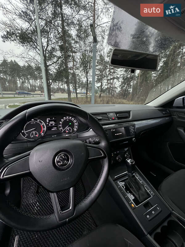 Ліфтбек Skoda Superb 2015 в Києві фото 13 Ліфтбек Skoda Superb 2015 в Києві