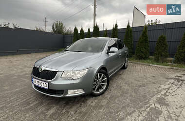 Лифтбек Skoda Superb 2008 в Городке