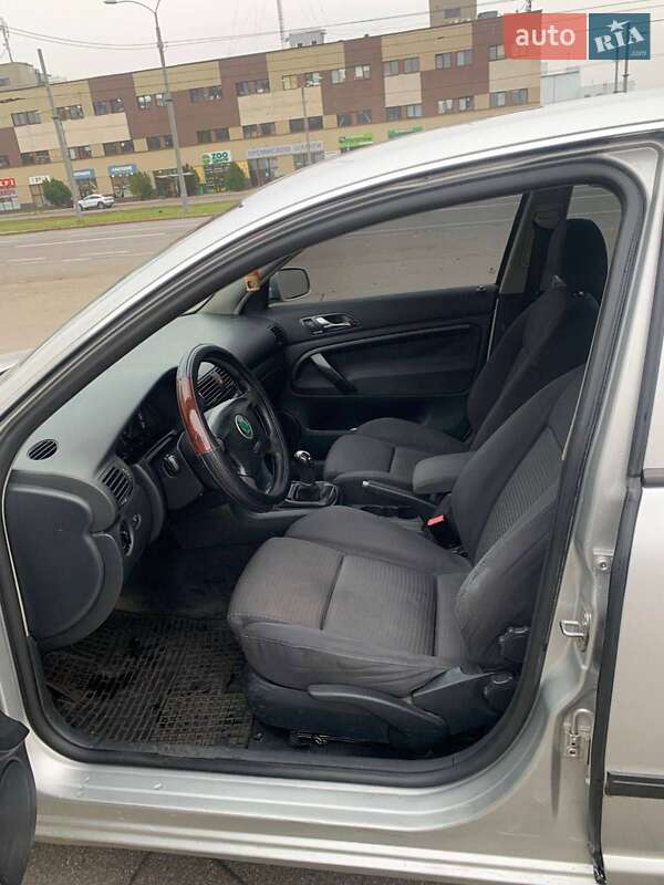 Лифтбек Skoda Superb 2004 в Харькове фото 3 Лифтбек Skoda Superb 2004 в Харькове