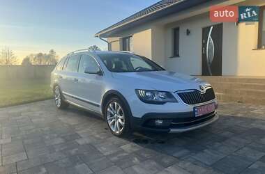 Універсал Skoda Superb 2015 в Любомлі