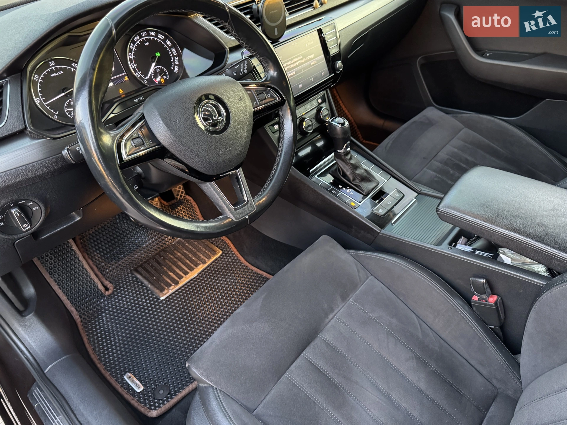 2016 Skoda Superb - мініатюра 18