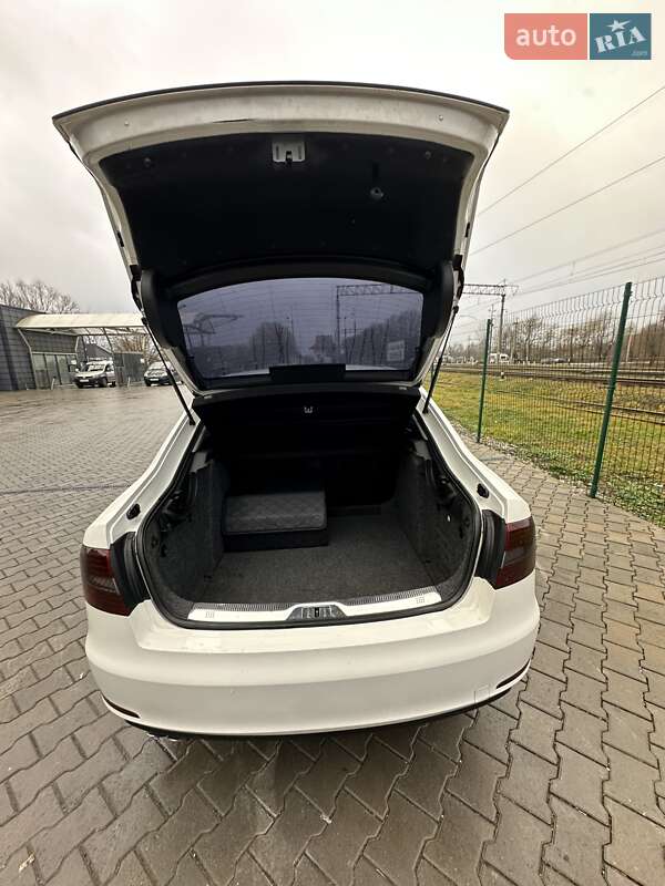 Ліфтбек Skoda Superb 2013 в Звягелі
