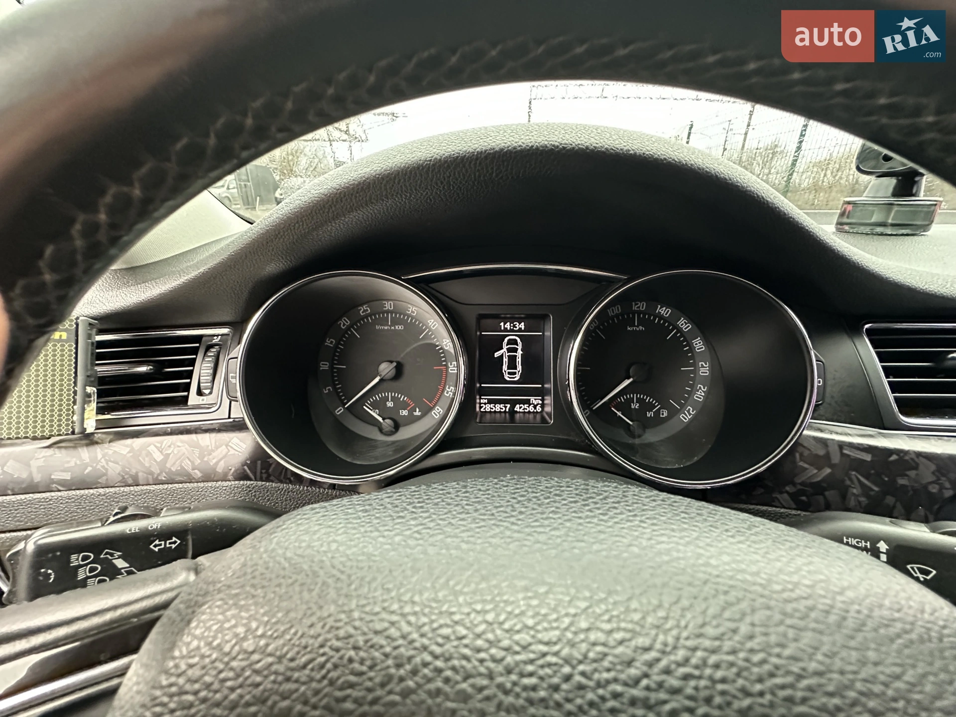 2013 Skoda Superb - мініатюра 10