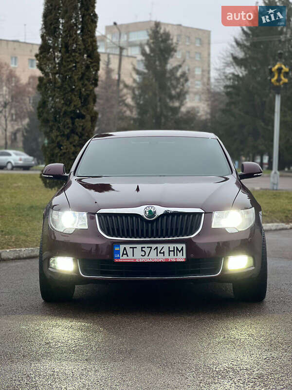 Skoda Superb 2011 Skoda Superb 2011