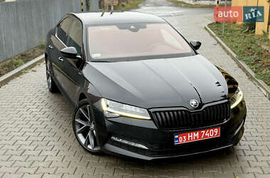Лифтбек Skoda Superb 2021 в Ужгороде