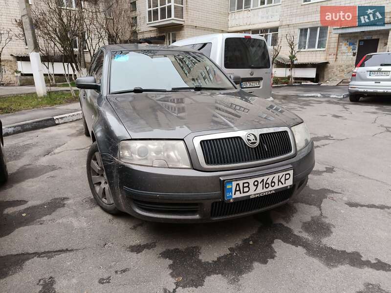 Skoda Superb 2003 Skoda Superb 2003