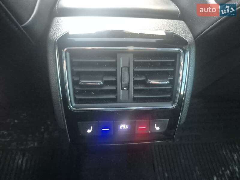 Лифтбек Skoda Superb 2016 в Калуше