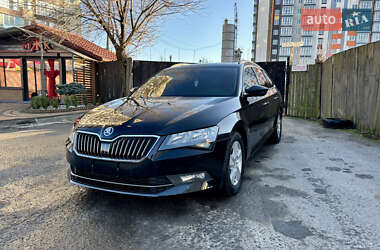 Универсал Skoda Superb 2015 в Ровно