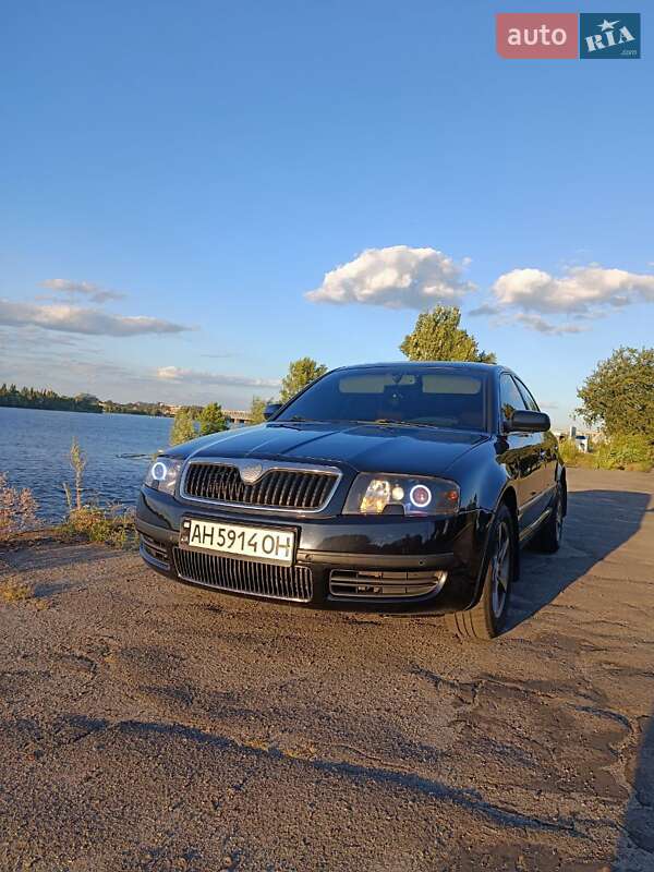 Skoda Superb 2006