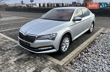 Лифтбек Skoda Superb 2019 в Мукачево