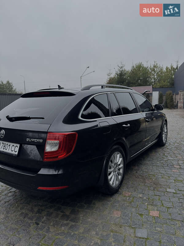 Универсал Skoda Superb 2013 в Тернополе
