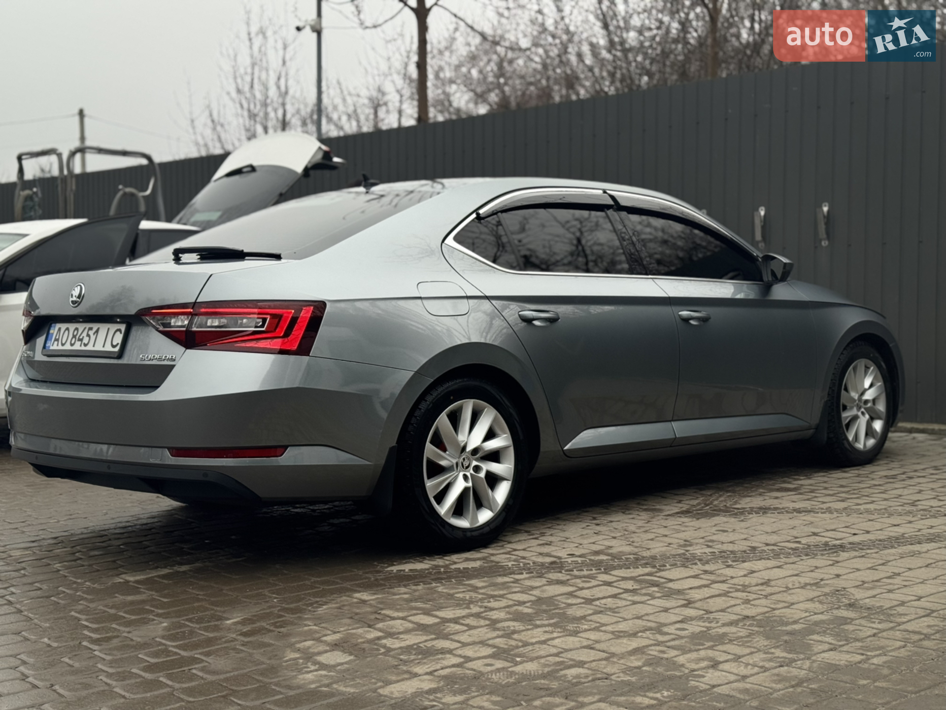 2017 Skoda Superb - мініатюра 9