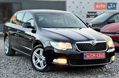 Лифтбек Skoda Superb 2013 в Виннице