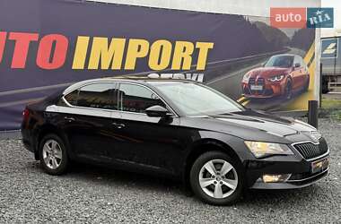 Лифтбек Skoda Superb 2019 в Стрые