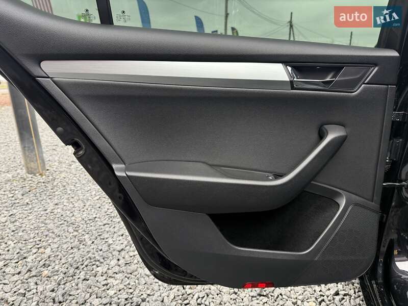 Лифтбек Skoda Superb 2019 в Стрые фото 15 Лифтбек Skoda Superb 2019 в Стрые