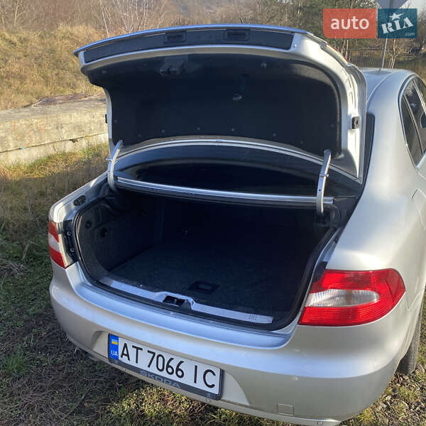 Лифтбек Skoda Superb 2008 в Ивано-Франковске