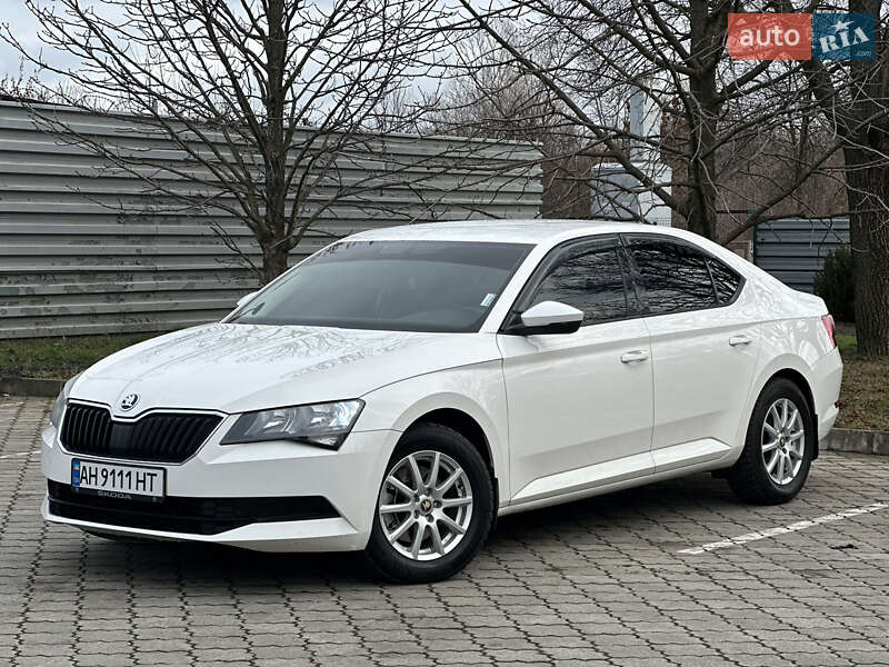 Skoda Superb 2015
