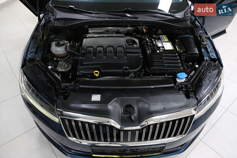 Лифтбек Skoda Superb 2020 в Дрогобыче