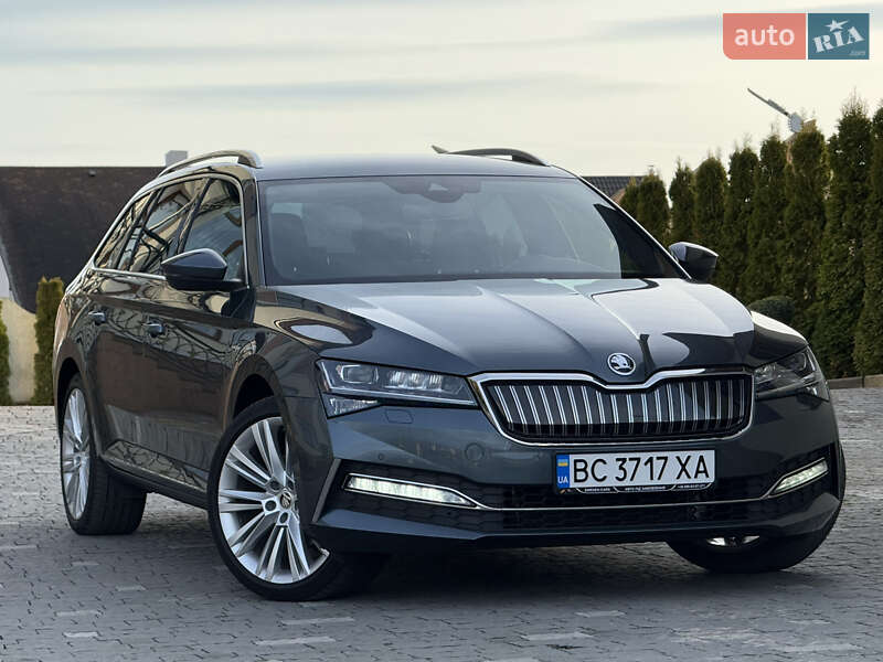 Універсал Skoda Superb 2020 в Дрогобичі