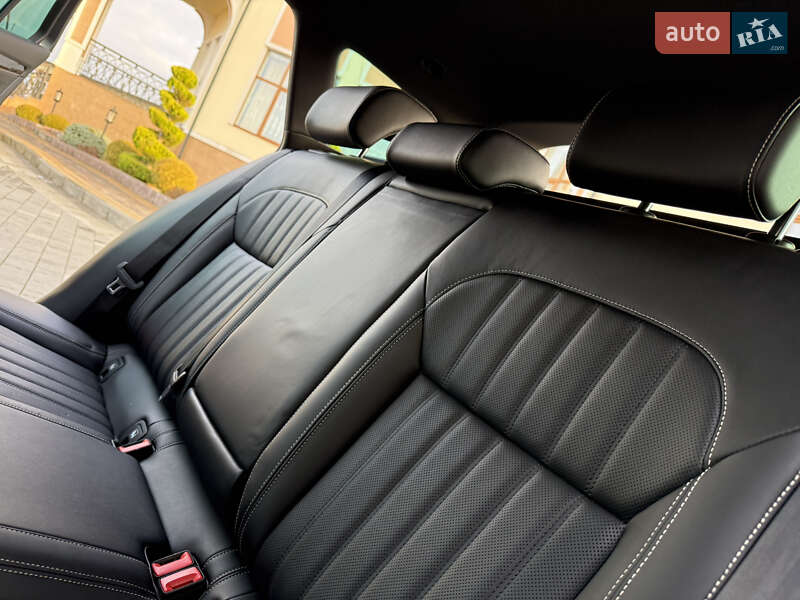 Універсал Skoda Superb 2020 в Дрогобичі