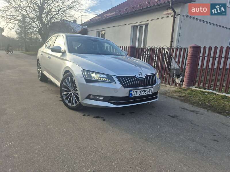Лифтбек Skoda Superb 2016 в Калуше