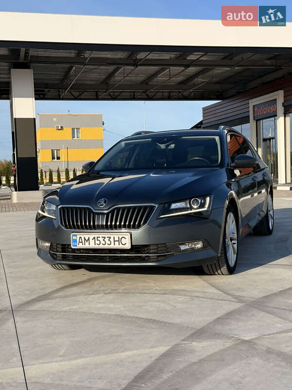 Универсал Skoda Superb 2017 в Звягеле