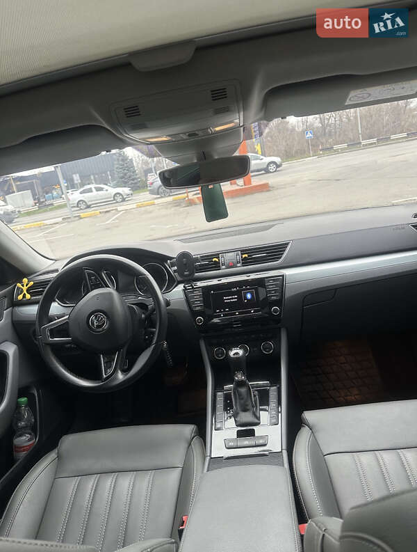 Лифтбек Skoda Superb 2016 в Киеве фото 12 Лифтбек Skoda Superb 2016 в Киеве