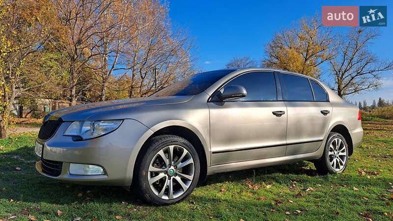 Skoda Superb 2010 Skoda Superb 2010