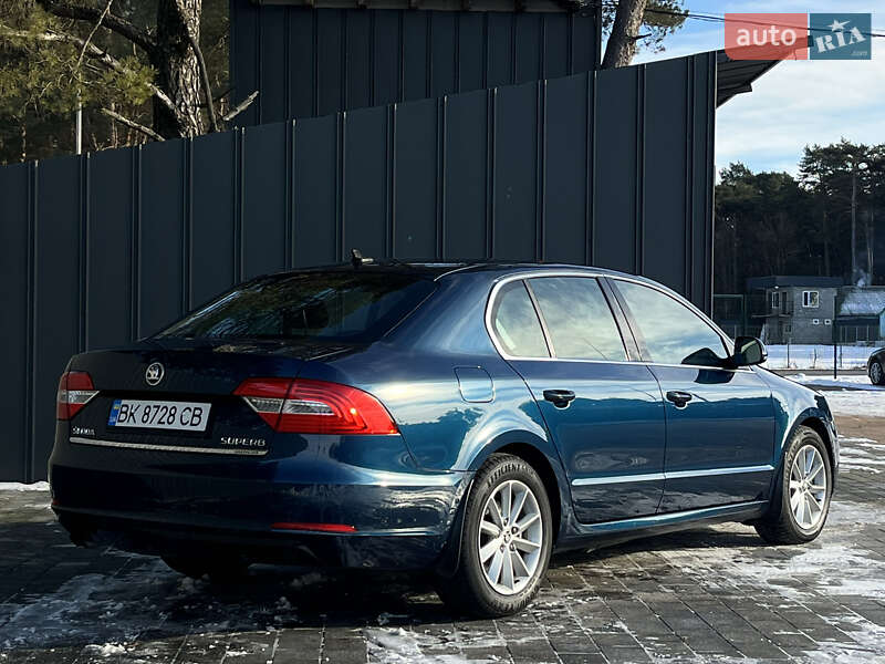 Лифтбек Skoda Superb 2014 в Смыге