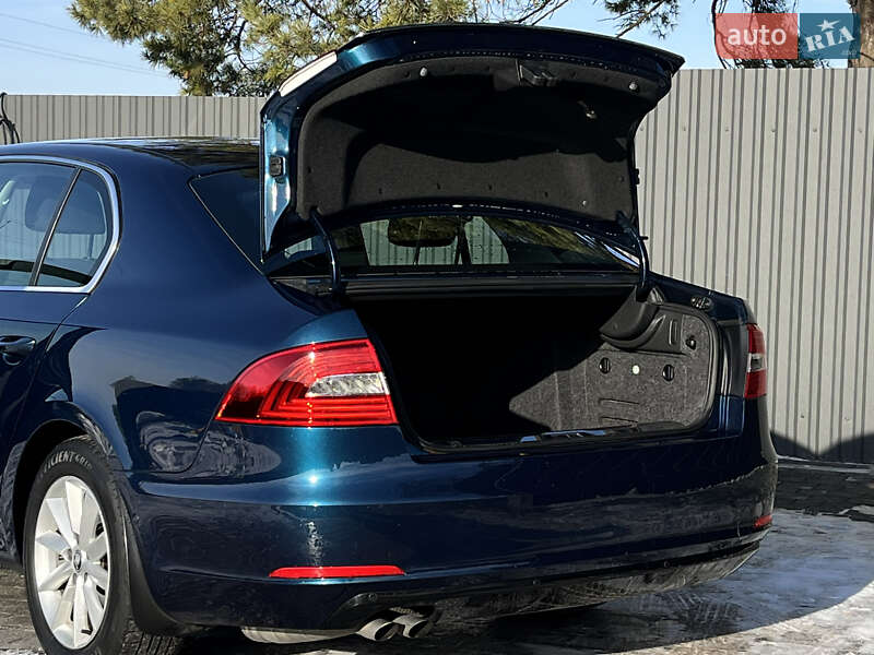 Лифтбек Skoda Superb 2014 в Смыге