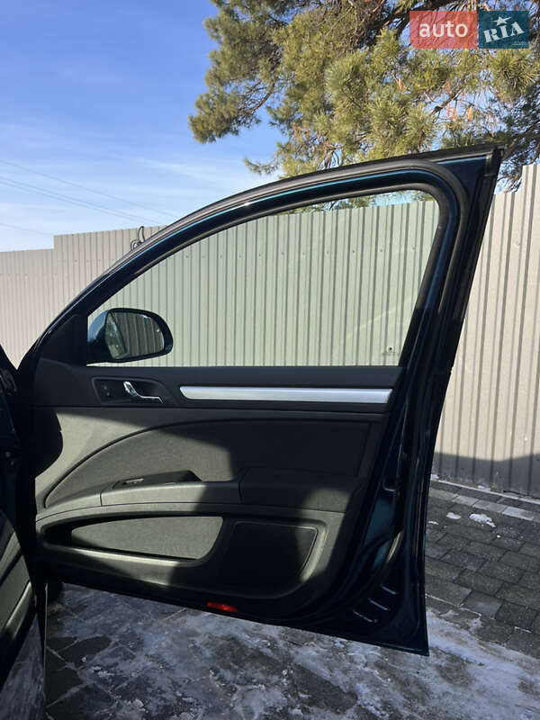 Лифтбек Skoda Superb 2014 в Смыге