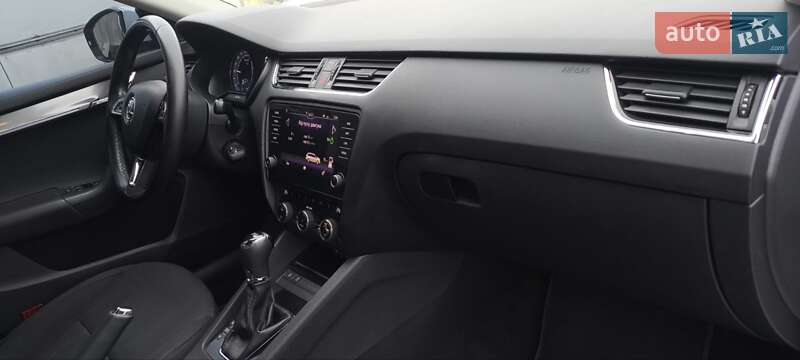 Універсал Skoda Superb 2018 в Мукачевому