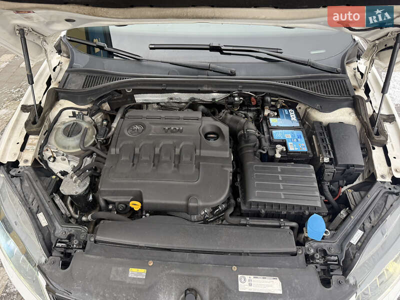 Лифтбек Skoda Superb 2016 в Тячеве