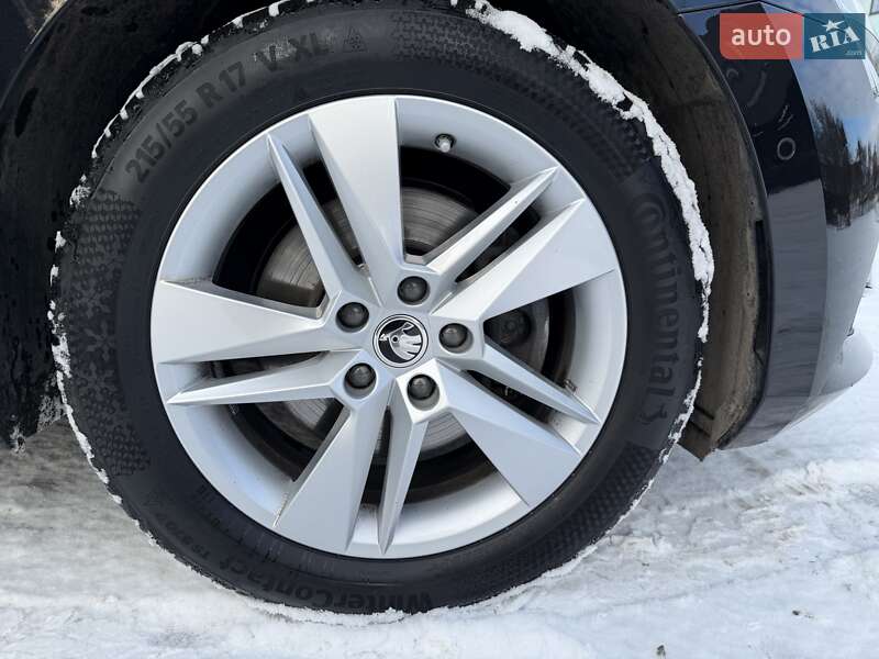 Универсал Skoda Superb 2022 в Луцке