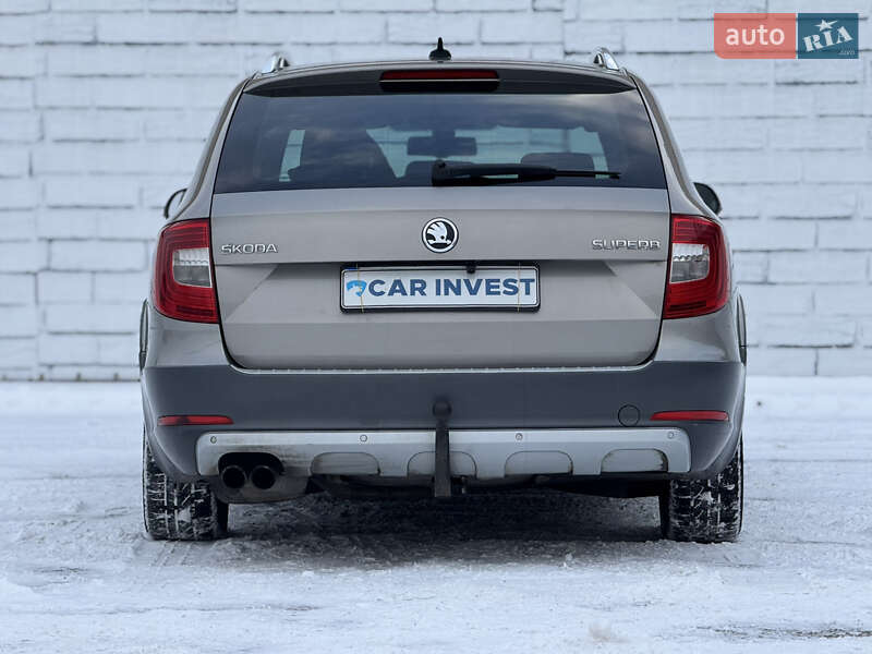 Универсал Skoda Superb 2014 в Киеве