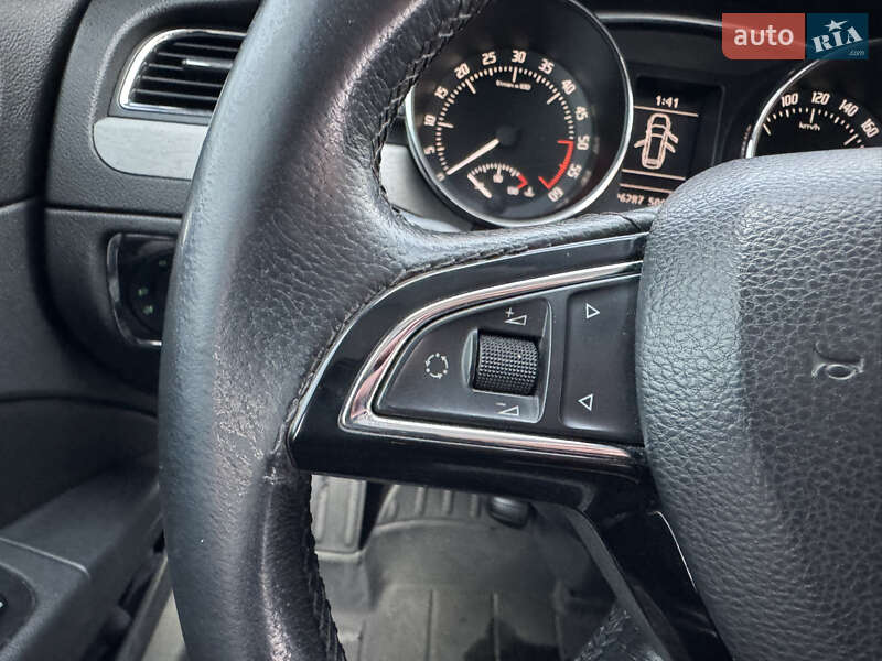 Универсал Skoda Superb 2014 в Киеве