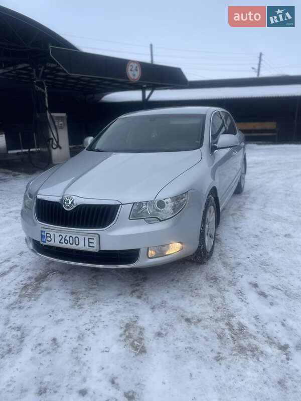 Лифтбек Skoda Superb 2012 в Миргороде фото 4 Лифтбек Skoda Superb 2012 в Миргороде