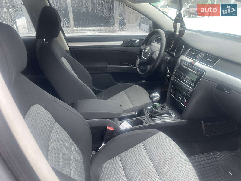 Лифтбек Skoda Superb 2012 в Миргороде фото 12 Лифтбек Skoda Superb 2012 в Миргороде