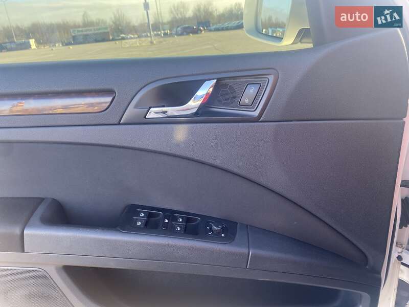 Лифтбек Skoda Superb 2014 в Днепре