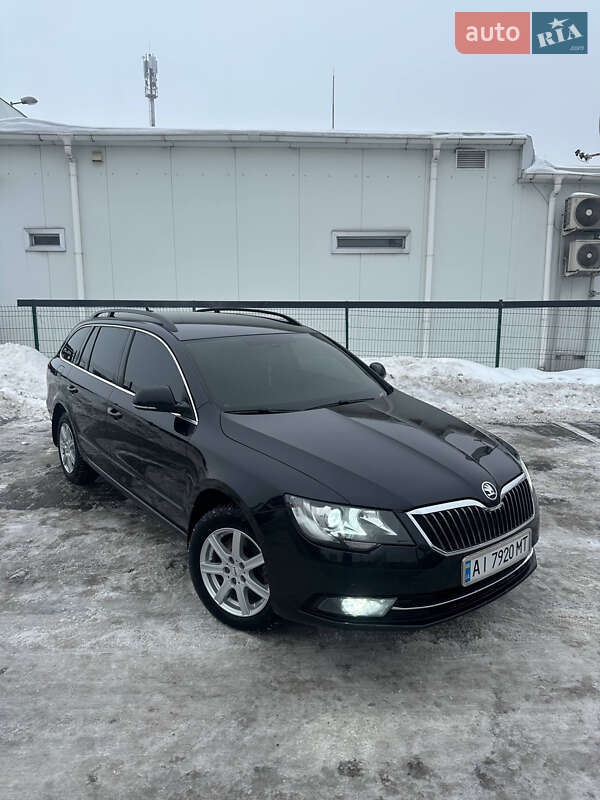 Универсал Skoda Superb 2013 в Софиевской Борщаговке
