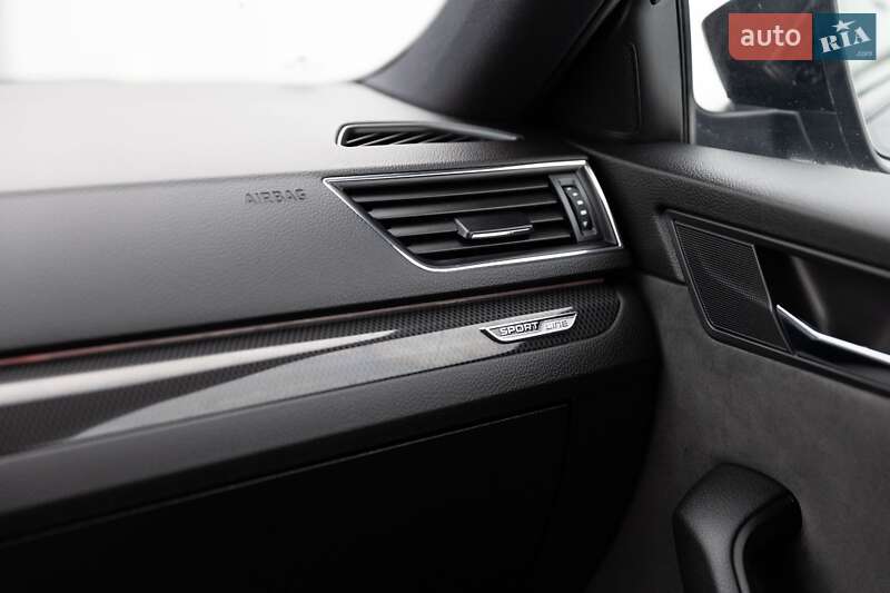 Универсал Skoda Superb 2019 в Самборе