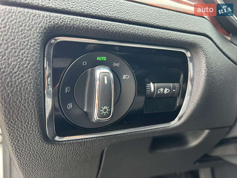 Ліфтбек Skoda Superb 2012 в Миколаєві