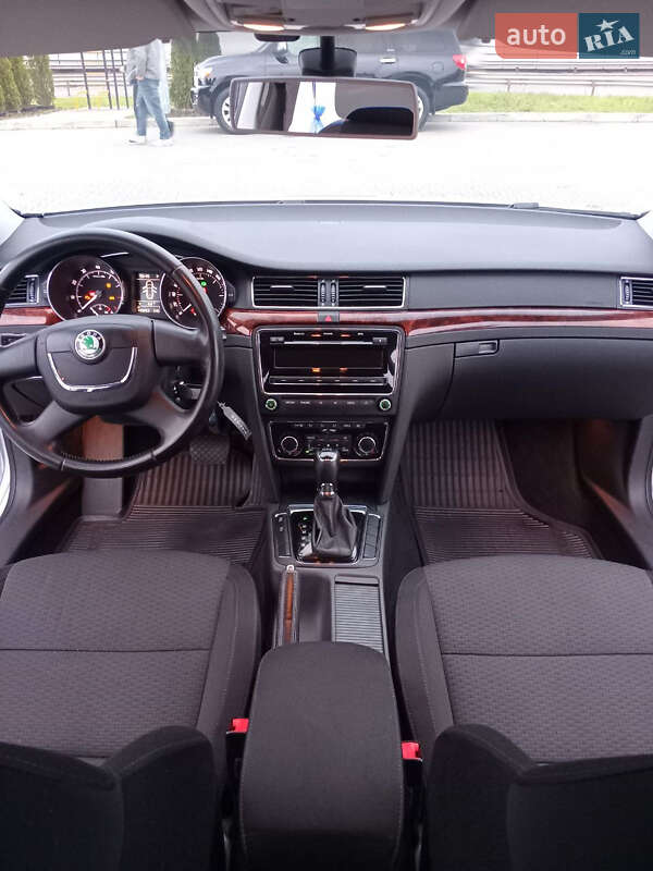 Лифтбек Skoda Superb 2013 в Киеве