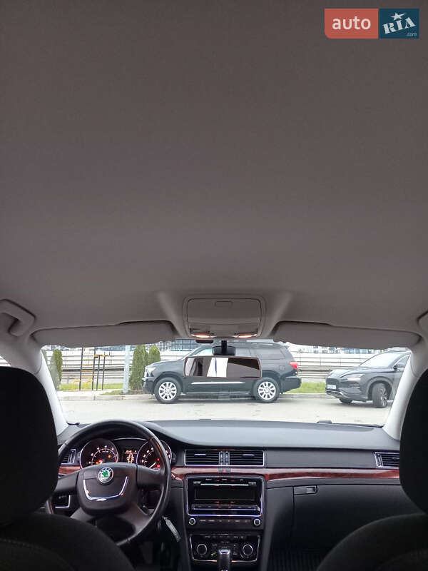 Лифтбек Skoda Superb 2013 в Киеве